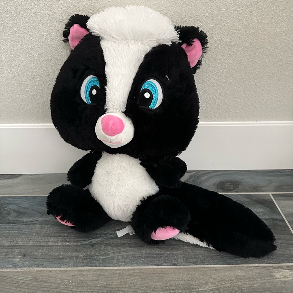 Skunk plush - Fiesta